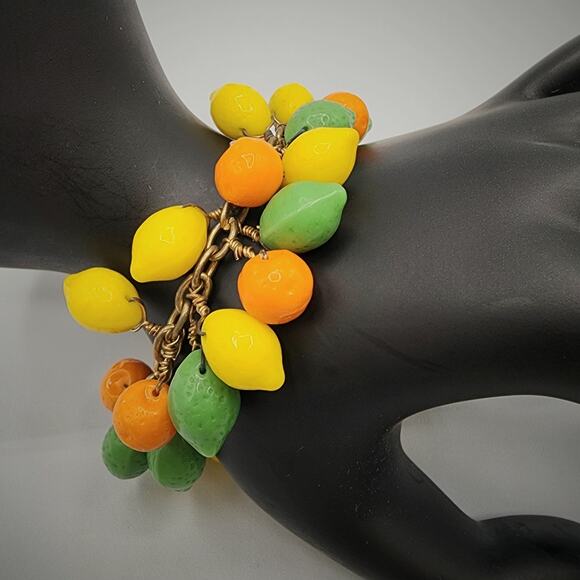 Vintage Glass Fruit Cha-Cha Bracelet Citrus Lemons Oranges Limes 1950s - Picture 3 of 5